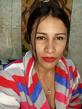 karinnahotdirty online show from 09-10-25, 01:05