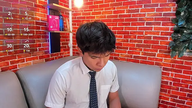 Thiago Kozak online show from 04-08-26, 01:22