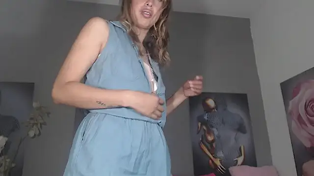 AntonellaBlanc online show from 04-17-26, 04:15