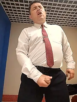 BigCristh79 online show from 01-11-26, 08:19