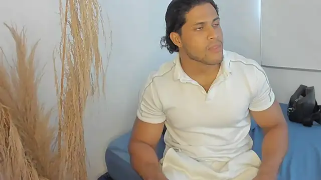 Evansdark1 online show from 02-19-26, 09:44