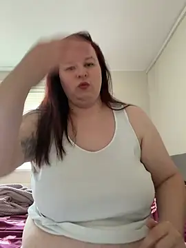 Snapshot of Curvaceouscarla chatting on 07-06-26, 11:07 Curvaceouscarla online show from 07-06-26, 11:07