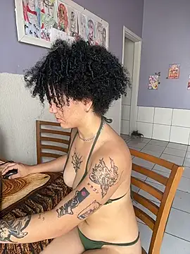 CamillyBlum online show from 10-24-25, 02:02