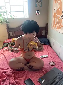 CamillyBlum online show from 11-12-25, 07:46