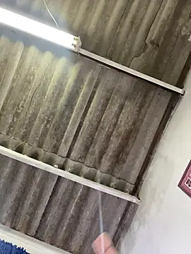 RobinLenoxx online show from 10-31-25, 04:52