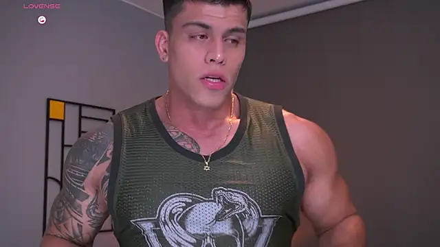tyler muscle1 online show from 01-09-26, 02:58