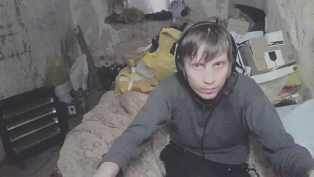Snapshot of makarov1993 chatting on 04-18-26, 07:58 makarov1993 online show from 04-18-26, 07:58