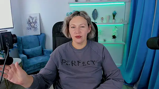 NinaStarle online show from 09-27-25, 04:28