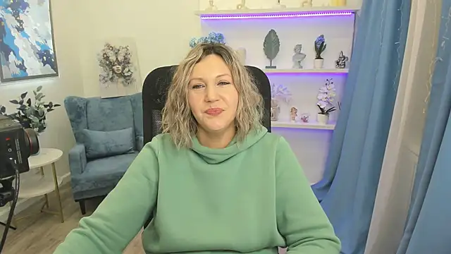 NinaStarle online show from 01-11-26, 11:59