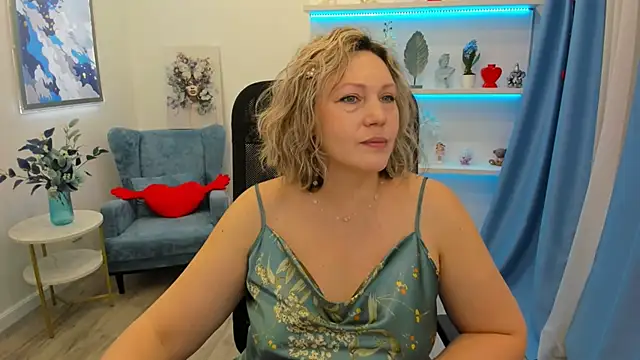 NinaStarle online show from 03-11-26, 04:29