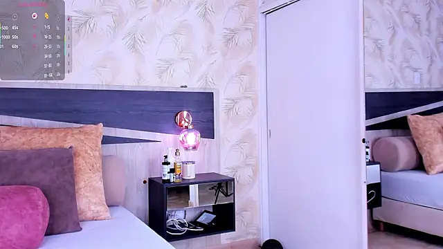 Travis lenox  online show from 02-04-26, 11:42