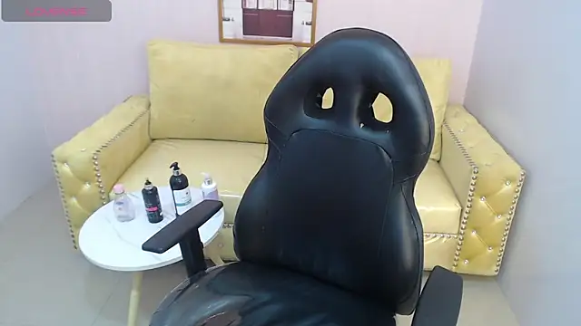 bellatrix ch online show from 11-28-25, 04:20