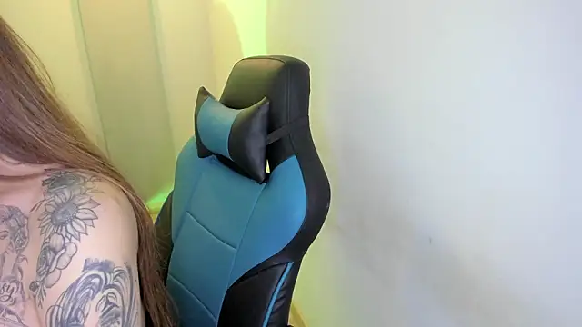 Scarbadgirl  online show from 03-13-26, 03:46