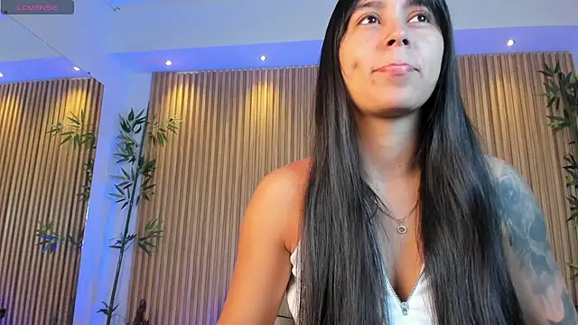 Snapshot of freyja_sweet_ chatting on 10-12-25, 11:31 freyja sweet online show from 10-12-25, 11:31