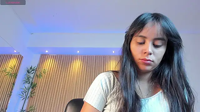 Snapshot of freyja_sweet_ chatting on 10-13-25, 12:05 freyja sweet online show from 10-13-25, 12:05