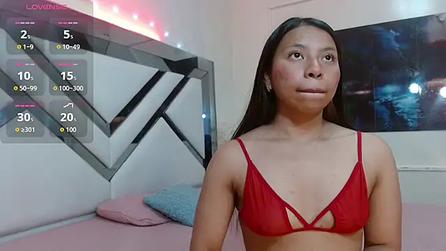 Snapshot of samara_selene chatting on 02-17-26, 07:09 samara selene online show from 02-17-26, 07:09