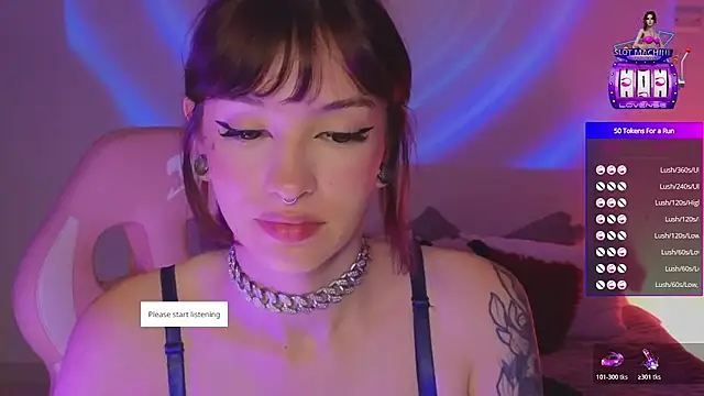 Snapshot of Moonlightt_21 chatting on 05-17-26, 12:08 Moonlightt 21 online show from 05-17-26, 12:08