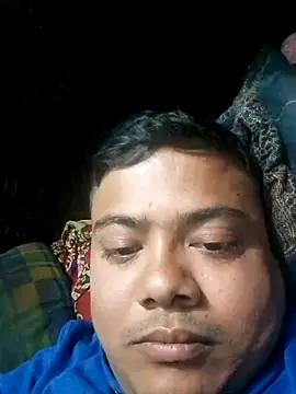 Snapshot of CatchingBouquet chatting on 11-19-25, 02:39 CatchingBouquet online show from 11-19-25, 02:39