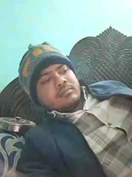 Snapshot of CatchingBouquet chatting on 02-02-26, 03:11 CatchingBouquet online show from 02-02-26, 03:11