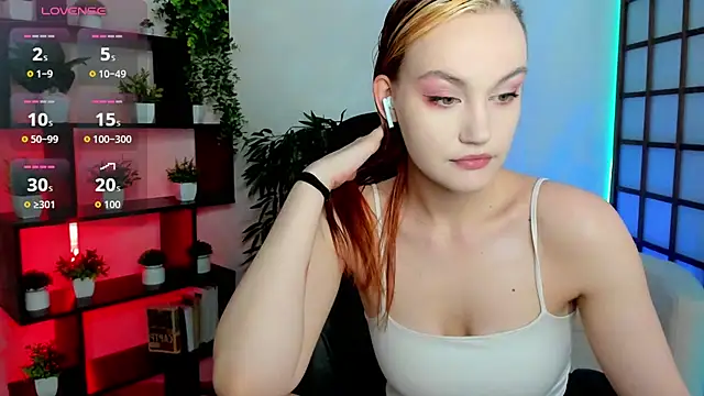 Snapshot of Ida_FaneStain chatting on 06-06-26, 02:27 Ida FaneStain online show from 06-06-26, 02:27