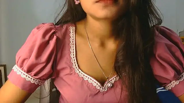 Snapshot of Aarti_misty71 chatting on 06-05-26, 05:47 Aarti misty71 online show from 06-05-26, 05:47