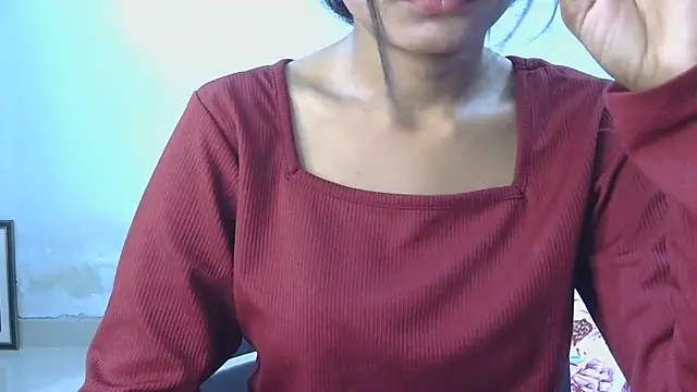 Snapshot of Aarti_misty71 chatting on 06-14-26, 05:42 Aarti misty71 online show from 06-14-26, 05:42