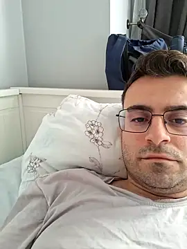 Obstacless online show from 02-06-26, 06:29