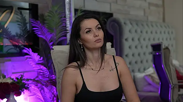 SeductiveMom online show from 12-05-25, 04:21