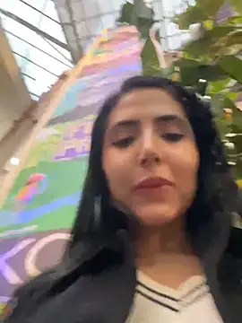 oh nina online show from 10-04-25, 10:41