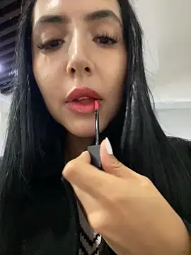 oh nina online show from 10-24-25, 09:55