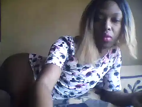 Snapshot of Blackyfreackygay chatting on 06-30-26, 08:59 Blackyfreackygay online show from 06-30-26, 08:59