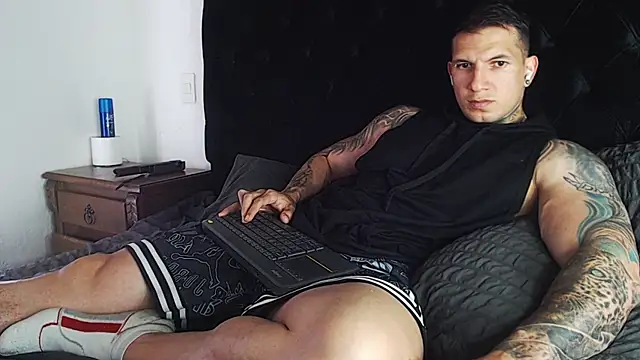 Shane Clay online show from 04-06-26, 06:31