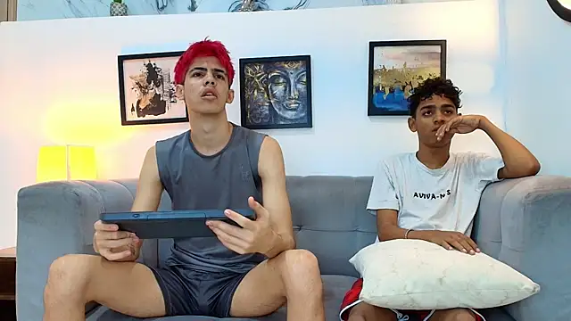 TWINKS FRIENDS online show from 05-14-26, 01:18