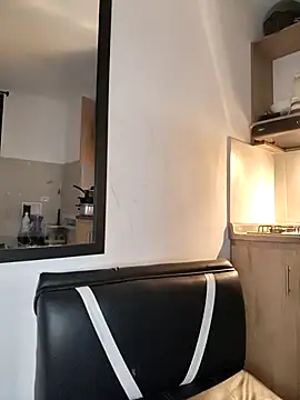 Hiroshi Shen online show from 10-08-25, 10:35