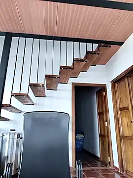 Hiroshi Shen online show from 10-19-25, 12:28