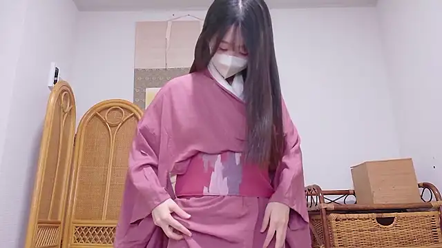 OSUSHI-CHAN online show from 11-18-25, 11:58