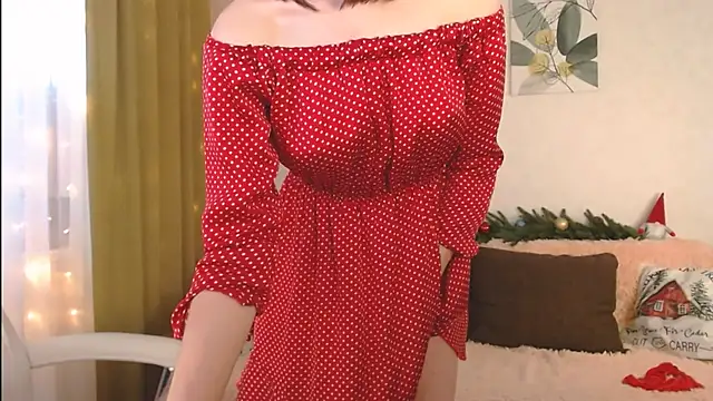 GoodGlamorGirl online show from 12-25-24, 07:35