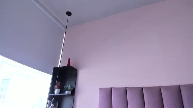 violet myerrs online show from 11-29-25, 01:47