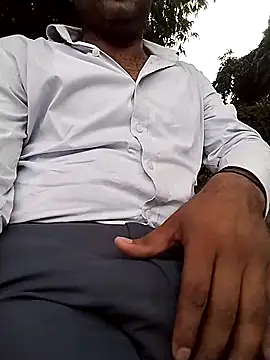 Snapshot of Dickdelhi chatting on 09-18-25, 02:08 Dickdelhi online show from 09-18-25, 02:08