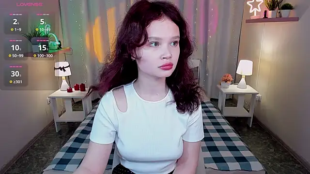EmilyChaves online show from 05-19-26, 08:20