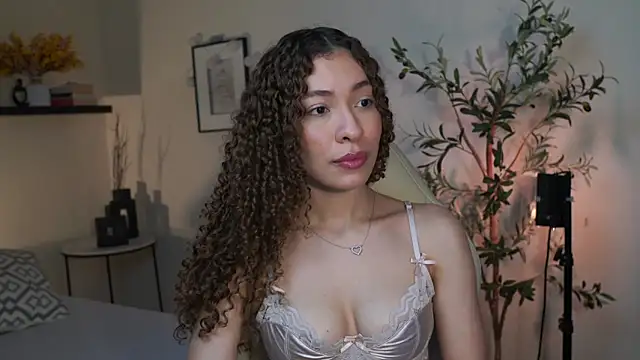 Snapshot of isabella-garcia- chatting on 07-01-26, 01:51 isabella-garcia- online show from 07-01-26, 01:51