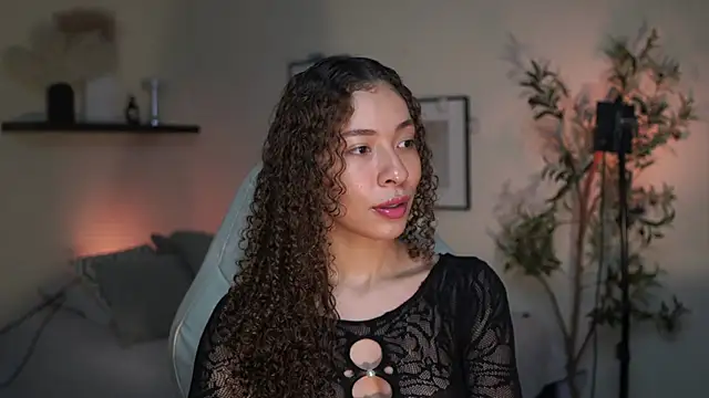 Snapshot of isabella-garcia- chatting on 07-20-26, 12:58 isabella-garcia- online show from 07-20-26, 12:58