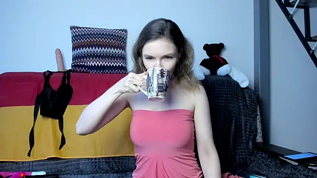 Katherine Twilight online show from 12-14-24, 07:18