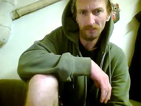 Snapshot of KokosMartin chatting on 09-21-25, 10:00 KokosMartin online show from 09-21-25, 10:00