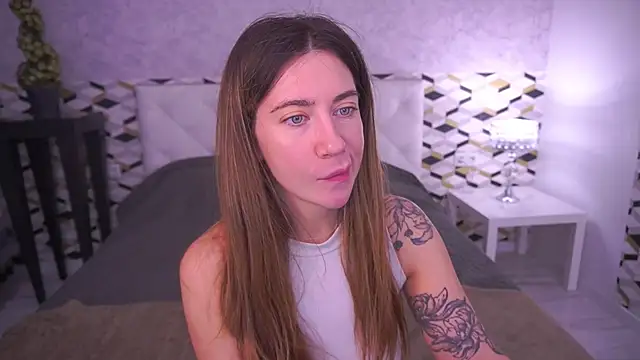 KateShanny online show from 04-02-26, 06:44