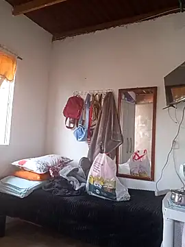 carolinacrus01 online show from 04-07-26, 02:39