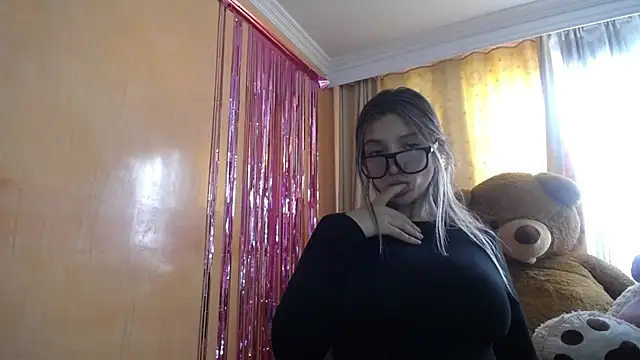 miss lilieth online show from 05-22-26, 02:22