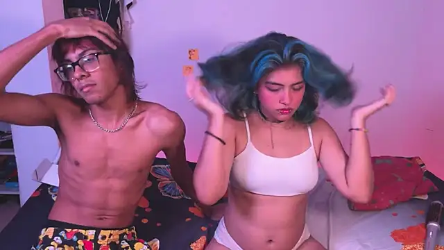 Snapshot of Andrewpetrikov_ chatting on 09-18-25, 01:40 Andrewpetrikov online show from 09-18-25, 01:40