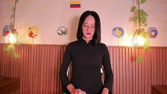 Snapshot of daphne_courtis chatting on 06-26-26, 03:11 daphne courtis online show from 06-26-26, 03:11