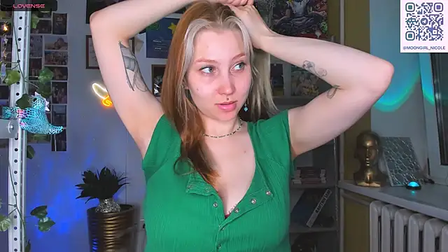 Snapshot of Nicole_matt chatting on 07-12-26, 10:23 Nicole matt online show from 07-12-26, 10:23